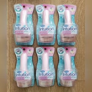 Lot of 6x Schick Intuition Razors